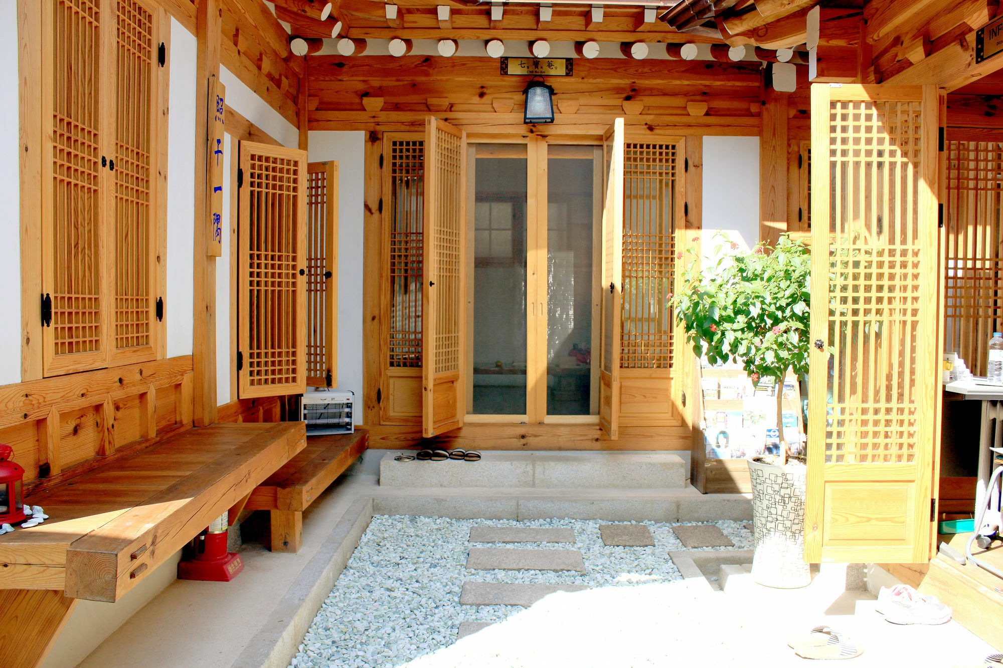 Hanok 24 Guesthouse Gyeongbokgung Seoul Exterior photo