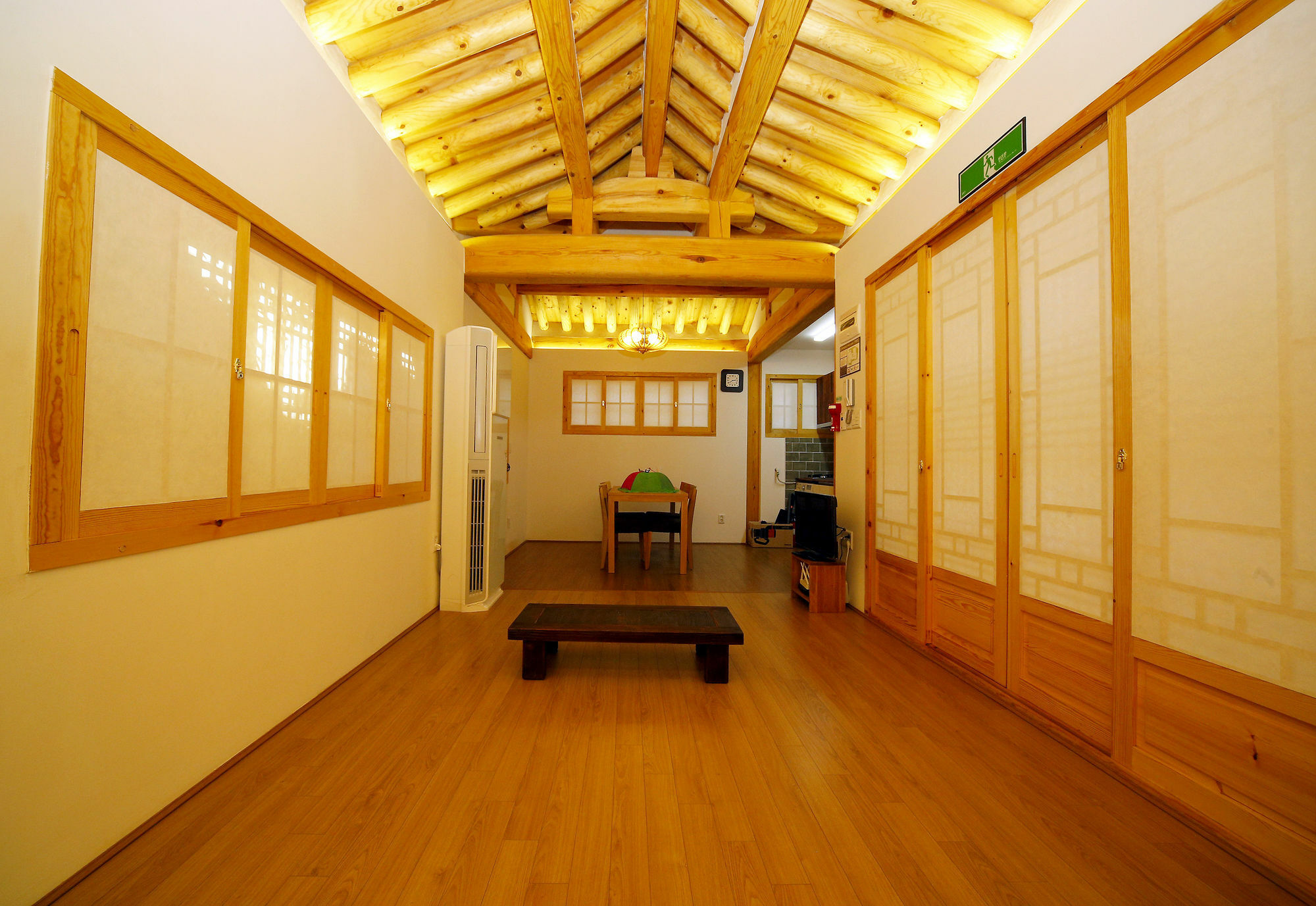 Hanok 24 Guesthouse Gyeongbokgung Seoul Exterior photo